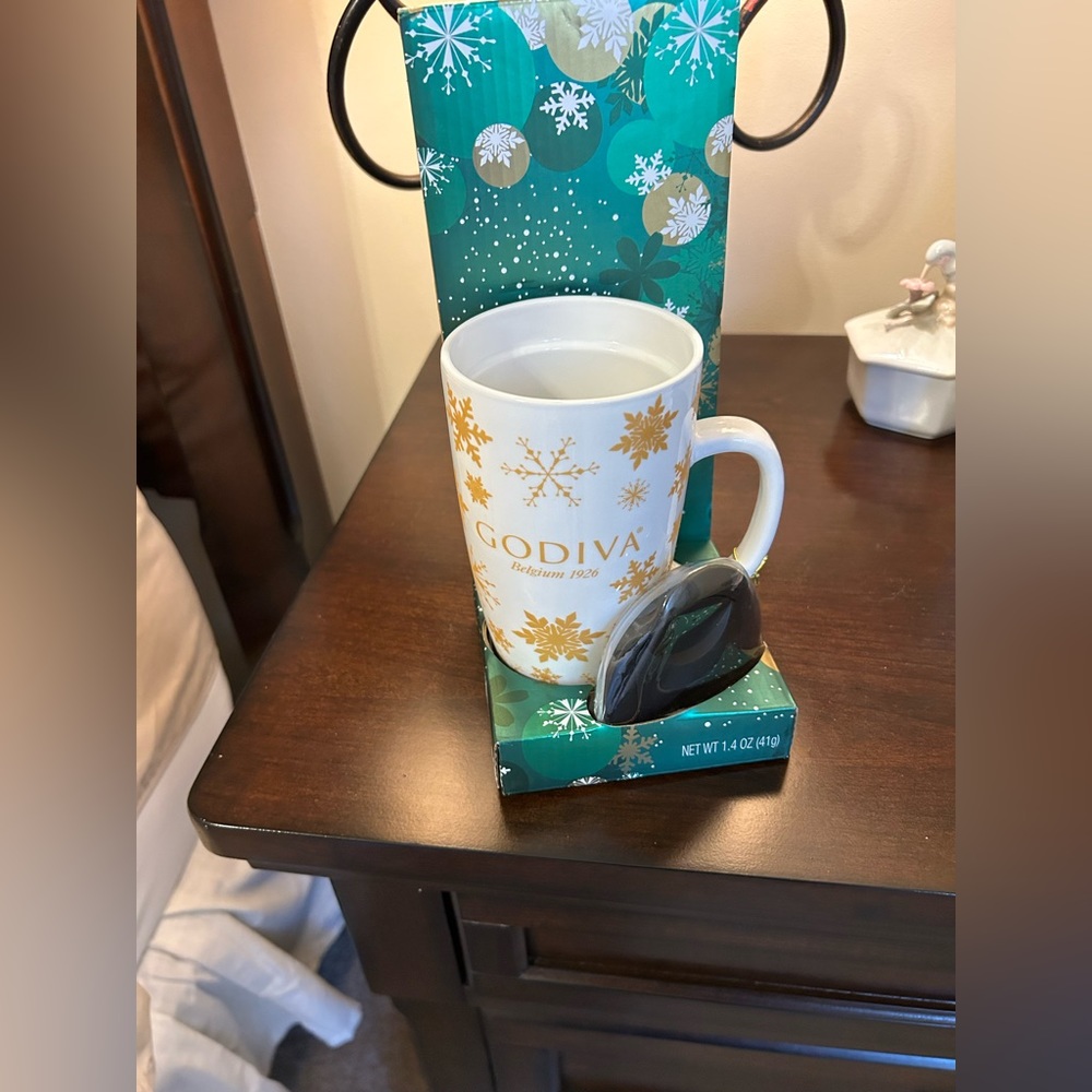 Godiva ceramic Christmas mug with lid.